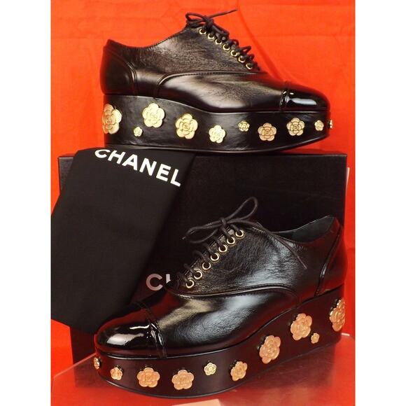 NIB CHANEL G31722 BLACK LEATHER CAMELLIA CC PLATFORM CAP TOE LACE OXFORDS 38.5 - Picture 5 of 12